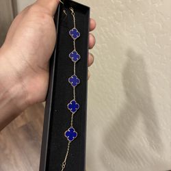 14k Gold Bracelet “Van Cleef” Style - Authentic Gold - 