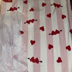 Victoria’s Secret Cozy Plush Blanket Hearts Pink White BRAND NEW $69.95 Retail