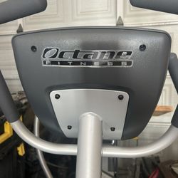 Octane Fitness Recumbent Bike 