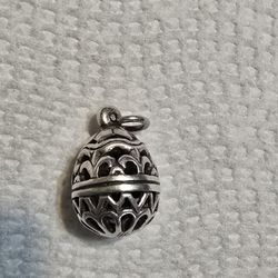 Charm James Avery Retirado 