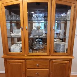 Dining Buffet Storage Cabinet With Glass Shelving