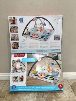 BRAND NEW FISHER PRICE PLAYMAT