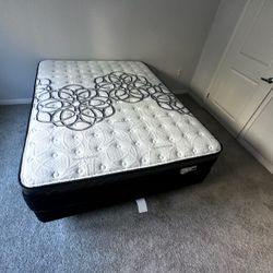 🔷️queen Size Pillow Top Mattress 12" Thick 