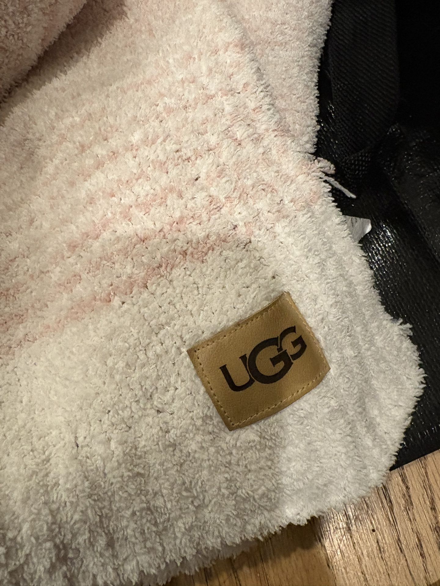 UGG Pink And White Soft Blanket
