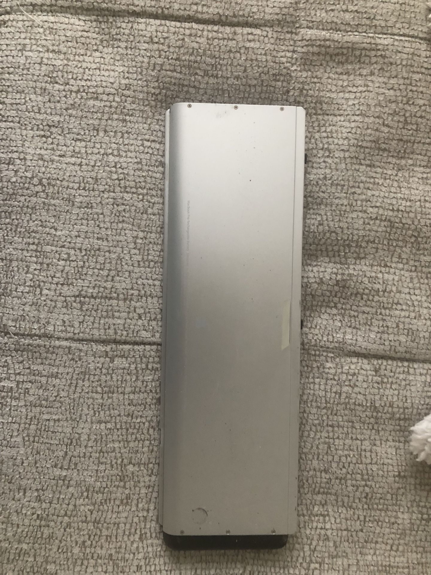 Apple MacBook Pro Late 2008 Rechargeable Battery A1281(Excellent Condition)