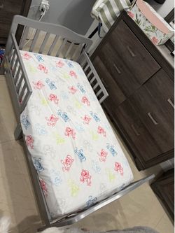 Toddler bed