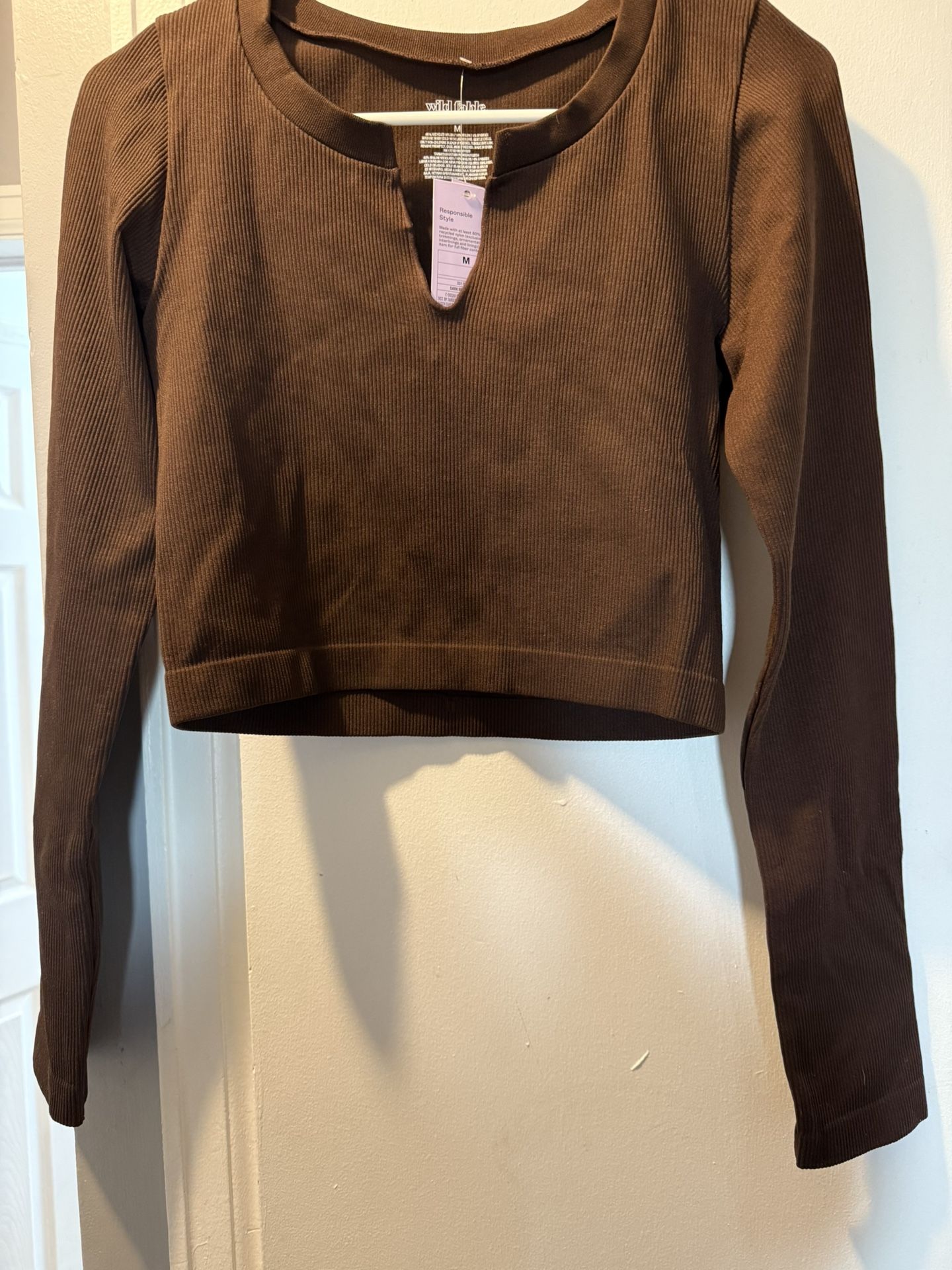 Brown, Long Sleeve Crop