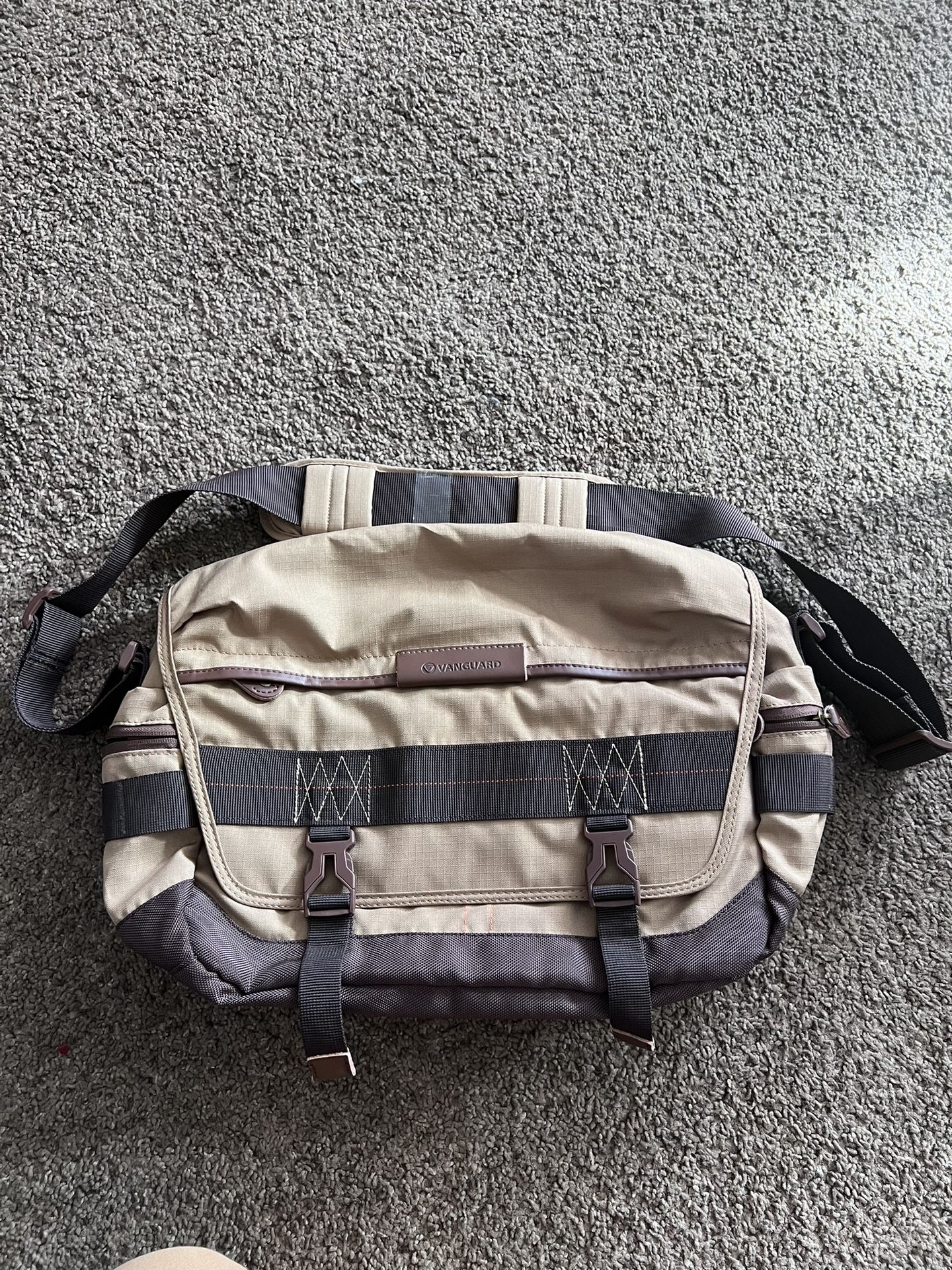 Vanguard Havana 38 Messenger Bag