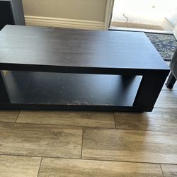 Free Central Table 