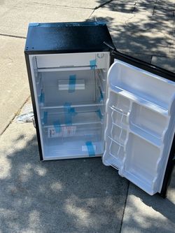 Brand new refrigerator and freezer for $120