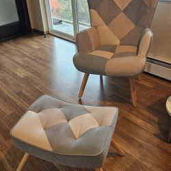 Cute Chair And Ottoman