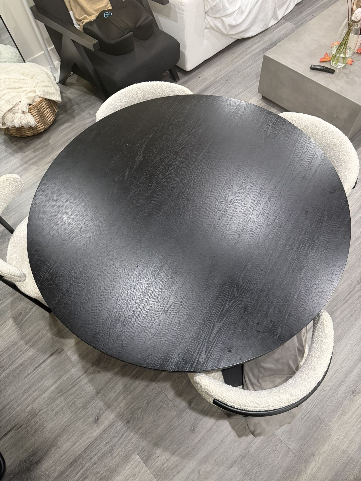 Round Dining Table
