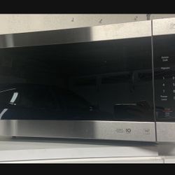 LG : NeoChef 2.0 cu. ft. Countertop Microwave