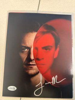 Jaeden Martell JSA Authenticated Signed 8x10 Photo