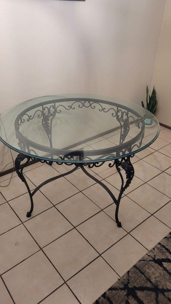 Dining Table, no chairs