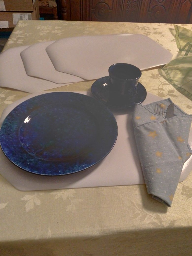 White Heavy Vinyl Placemats