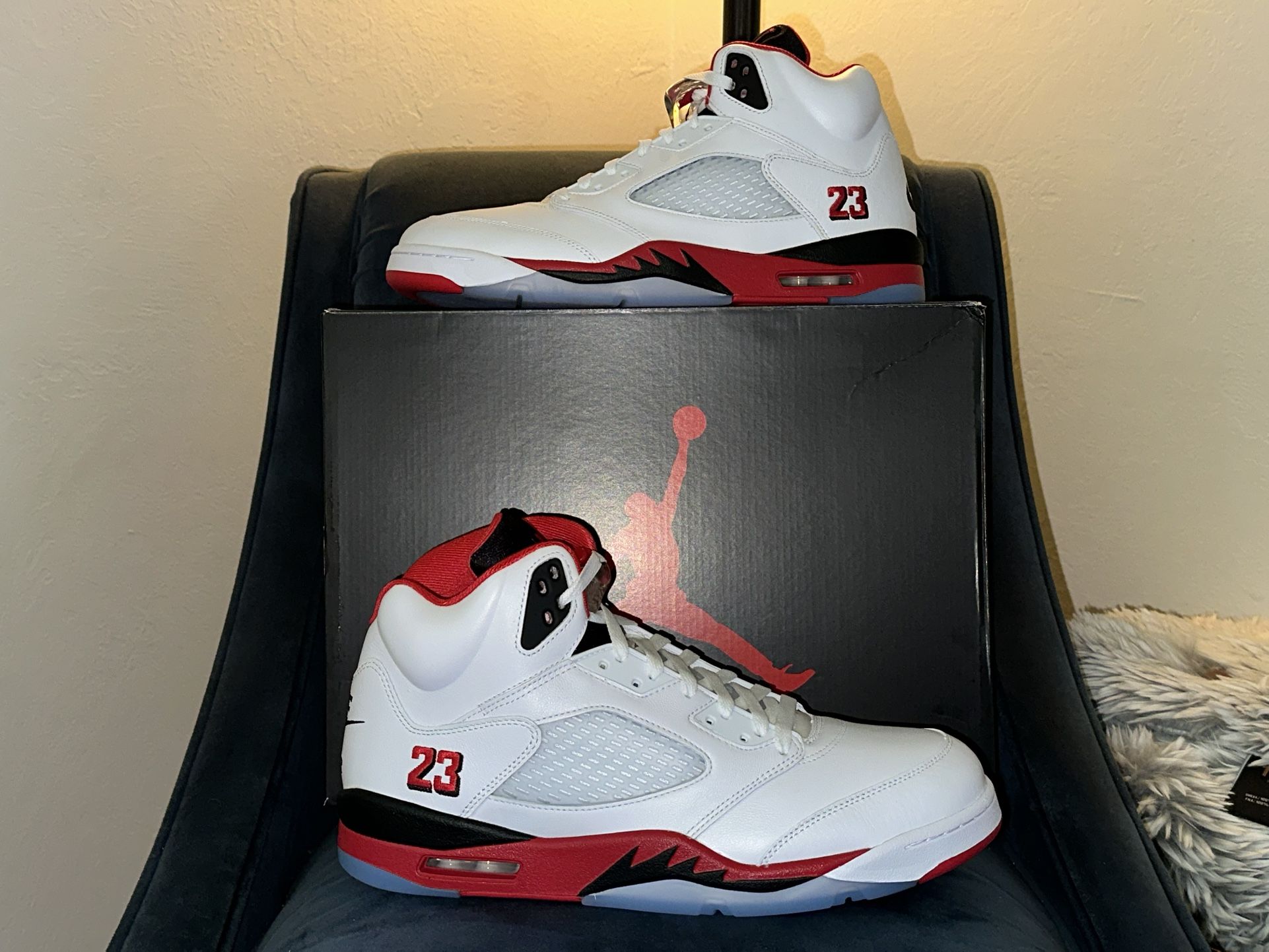 NEW NIKE AIR JORDAN 5 RETRO OG Sz 13 Fire Red