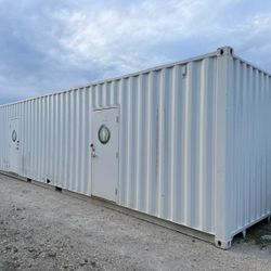 🚻 40’ Restroom Container – Ready to Use | Male & Female Sides | Central A/C | Plug & Play Setup 🚻
