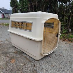 Petmate Ultra Vari Dog Kennel XL  40Lx27Wx30H