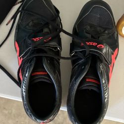 Soccer Cleats, Size 9