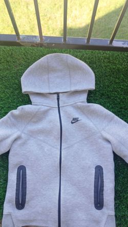 Kids nike tech