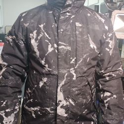 North Face Down Parka/snowboard jacket medium mens  black and white