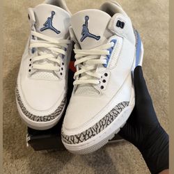 Jordan 3 unc