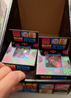 Schylling NeeDoh ❄️ NICE CUBE WOW SNOWFLAKE — AUTHENTIC & HARD TO FIND! ❄️
