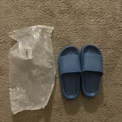 Navy Blue Sandals Size 7