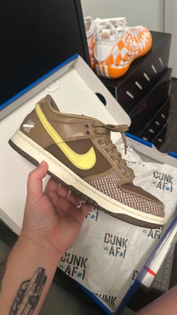 Nike Dunk Low Undefeated