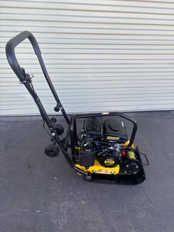 Stark USA 2HP Gas Plate Compactor 79cc with 2,000lbs of force for construction, concrete leveling ma