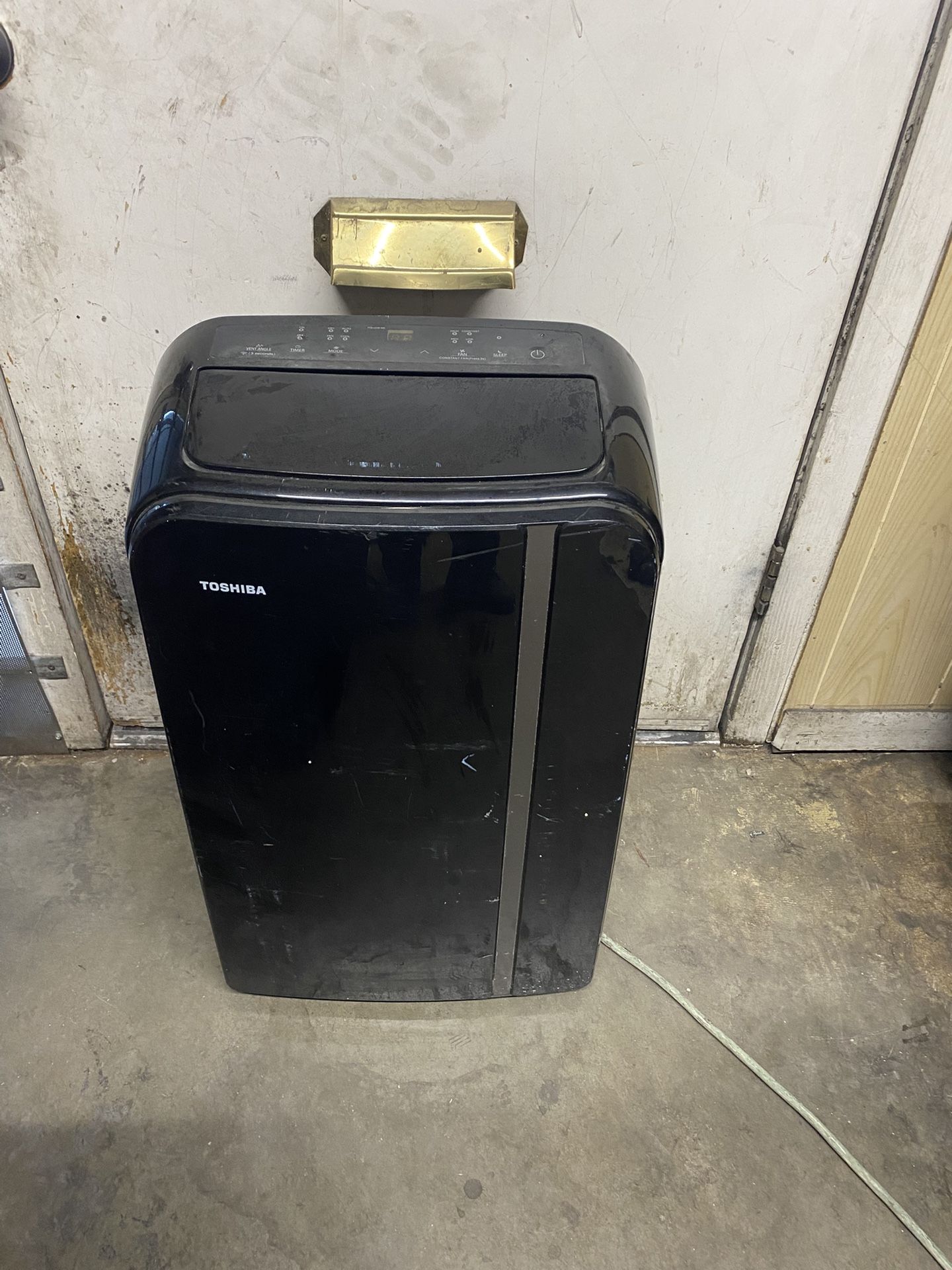 Toshiba Portable AC