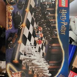 LEGO Harry Potter Hogwarts Wizard's Chess set (76392) 
