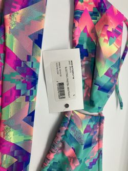 🔥 Brand New TeenyB Bikini – Electric Pastel Abstract (Top & Bottom) 🔥