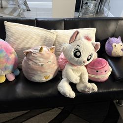 Bundle( 4 Squishmallows + Disney Plush)