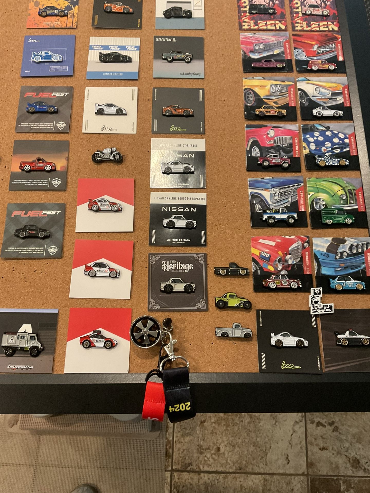 Leen Custom Pins