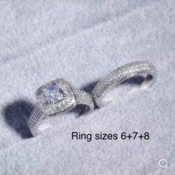 Engagement Ring With Box Thumbnail