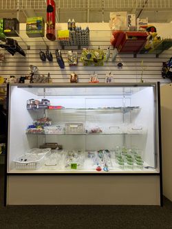 4FT Display Showcase (Includes Lighting & Shelves) (4 Total Displays Available)
