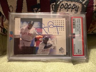 2000 SP Authentic Tony Gwynn #TG Chirography On Card Auto PSA 9 Padres