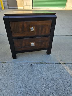 Night Stand $20