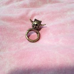 Woman's Ring