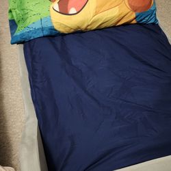 Toddler bed