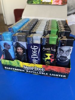 Snoop dog and bob Marley lighters