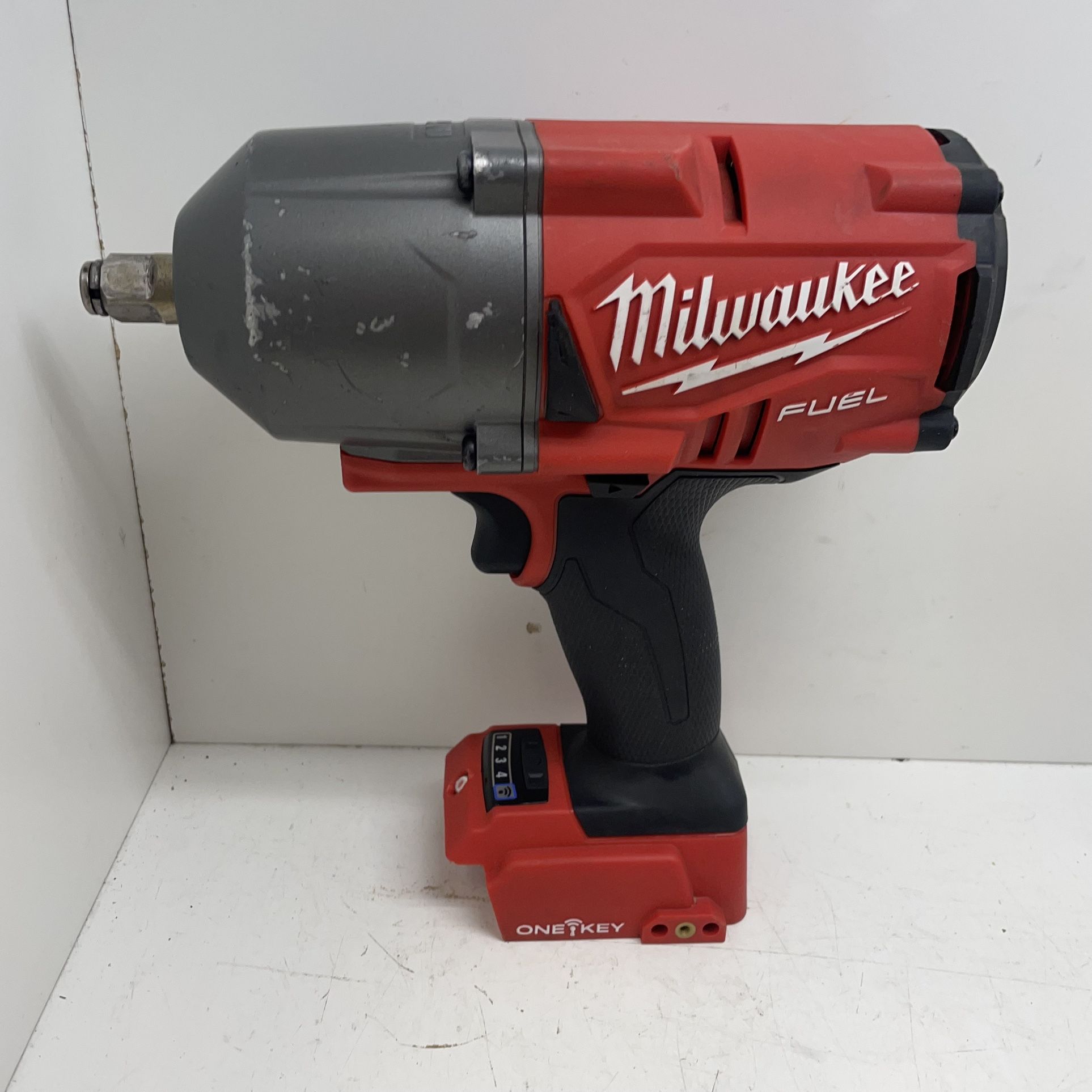 Milwaukee M18 Fuel Brushless Impact Wrench 203500/13