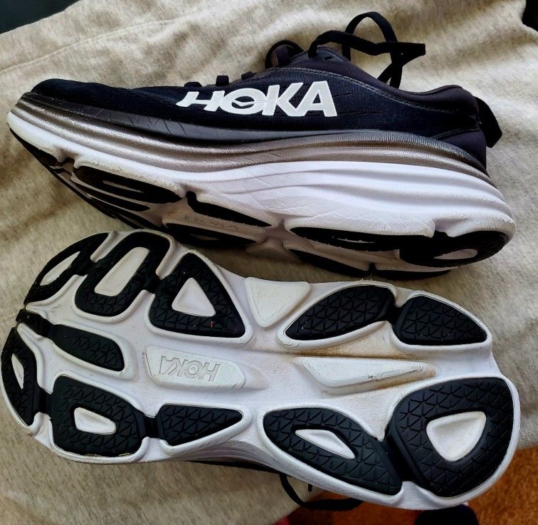HOKA Women 8B .Excellent Condition