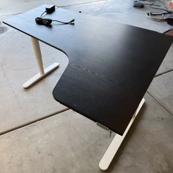 FREE IKEA Bekant Sit/ Stand Desk