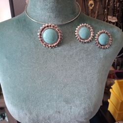 Turquoise Stone Pendant Choker Necklace Set 