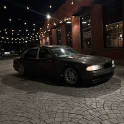 1998 BMW 740iL
