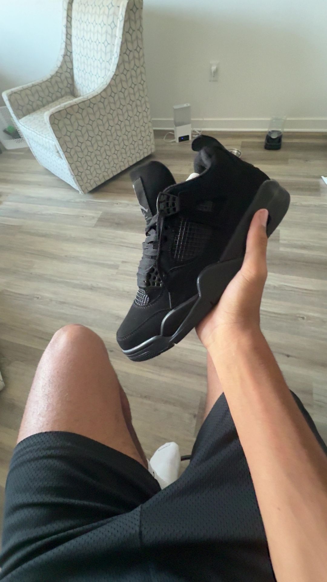 Jordan 4 Retro ‘Black Cat’