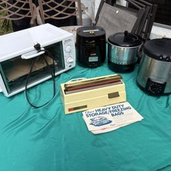 Lot of 5 Vintage Kitchen Appliances Oster Empire Cooks Deep Fryer & More